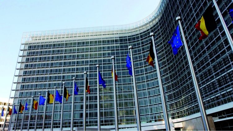 O elevă din România a fost felicitată de Comisia Europeană pentru rezultatul obținut într-un concurs european de traducere