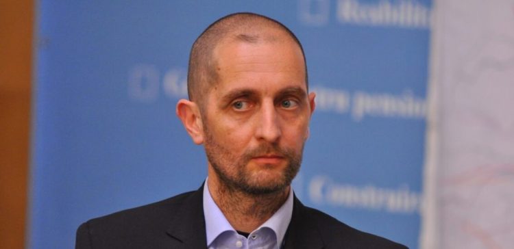 Damian Dragoș, CEO Terapia: „Se încearcă acum asasinarea Ivermectinei. E un medicament ieftin, fără sponsor”