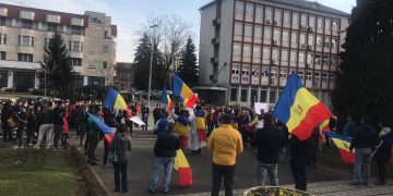 Zeci de băimăreni au ieșit în stradă sătui de restricțiile impuse – FOTO și VIDEO