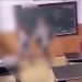 Pumni şi picioare între două eleve în sala de clasă. Bătaia cruntă, filmată de colegii lor