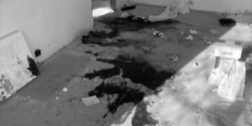 Primele imagini de la locul crimei din Onești, în care se pot vedea urmele tragediei!