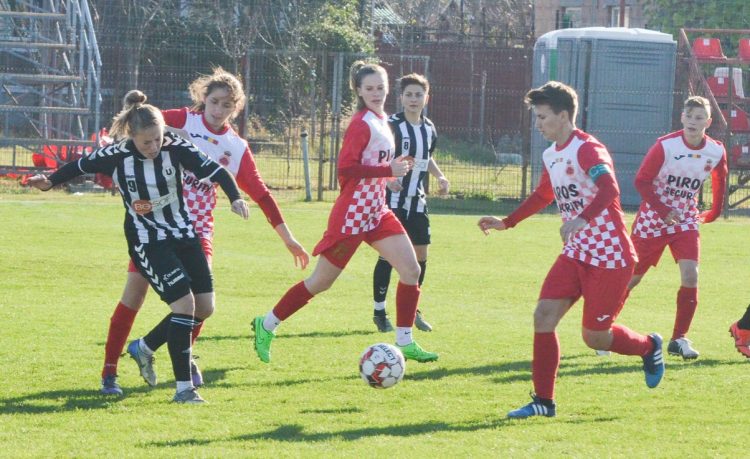Start în play-off! Fotbalul feminin se va relua duminică, 14 Martie, într-o formulă inedită pentru Liga 1