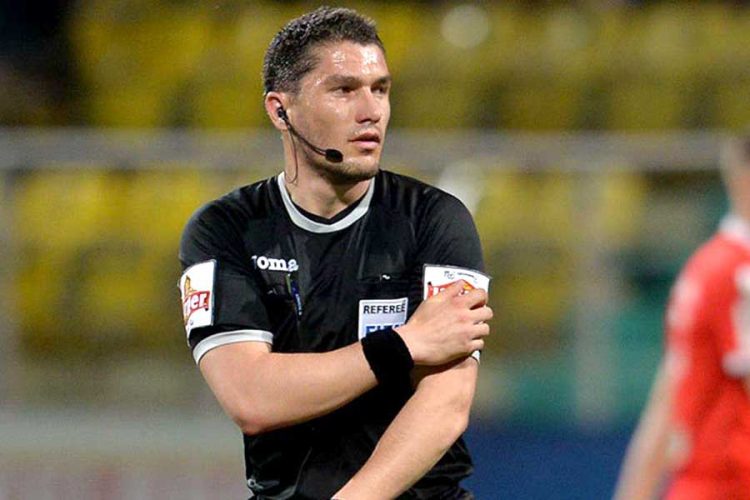 Istvan Kovacs va arbitra meciul Bayern – Lazio, din optimile Ligii Campionilor