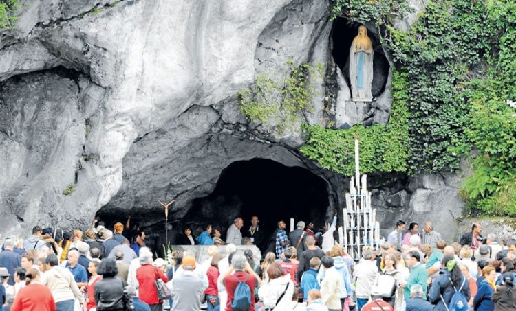 Amănunte despre miracolele de la Lourdes