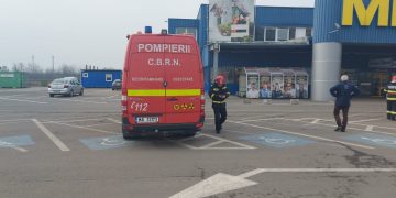 Pericol la Metro Baia Mare! Hipermarketul a fost evacuat – FOTO, VIDEO