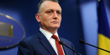 Sorin Cîmpeanu s-a adresat direct CNSU, întrucât nu a primit un răspuns din partea Ministerului Sănătății în legătură cu mersul fizic la școală al elevilor din anii terminali, chiar și în scenariul roșu