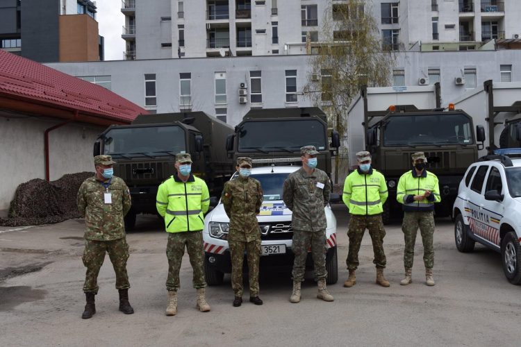 Armata continuă vaccinarea populației în zone izolate și greu accesibile din județele Maramureș și Satu Mare