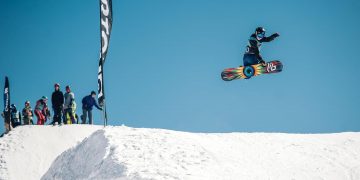 Băimărenii Patric Iluţ şi Laura Zanetti, campioni naționali la CN de snowboard al României – foto