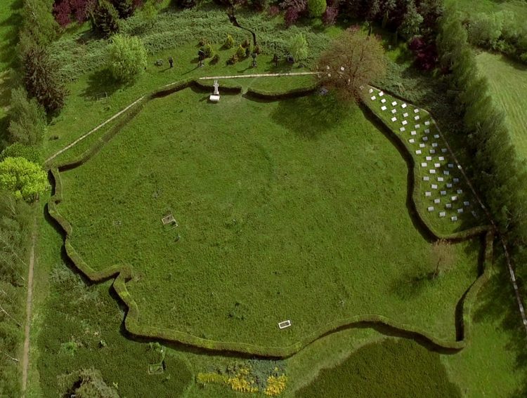 Pelerinaj la Cimitirul Săracilor din Sighetu Marmației, în Sâmbăta din Săptămâna Luminată
