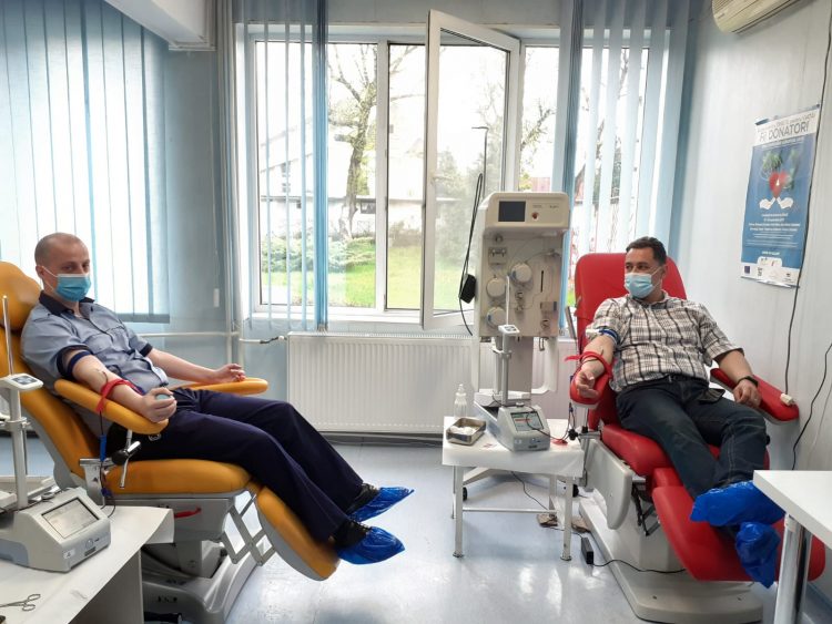 Poliţiştii Biroului Siguranța Școlară solidari cu persoanele care au nevoie de sânge