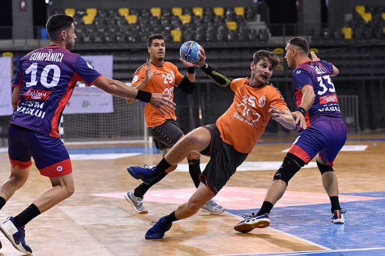 Handbal. Liga Zimbrilor. Dobrogea Sud Constanța – CS Minaur Baia Mare: 25-31 (10-14), după un joc excepțional