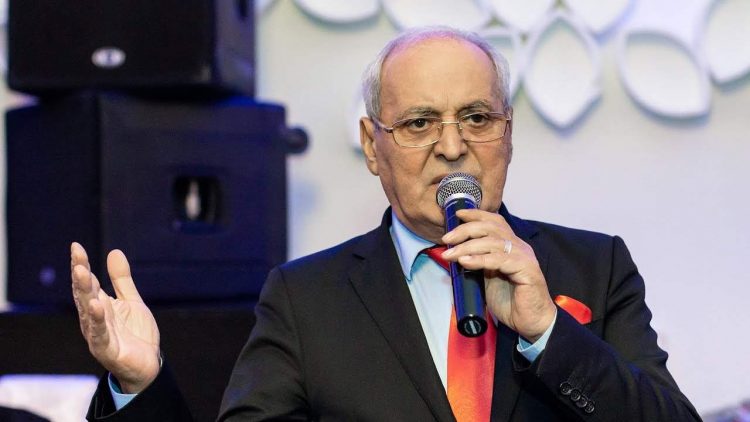 Cântăreţul Nelu Ploieşteanu a murit la 70 de ani, răpus de COVID, după două săptămâni în stare critică la spital