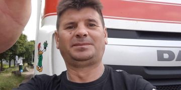 Şofer român de TIR, cetăţean de onoare în Italia, după ce a salvat de la moarte doi copii