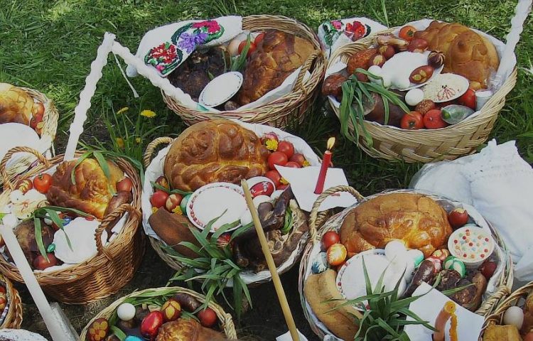 Tradiții și obiceiuri de Paște | Secretul  sarvetelor din Maramureș
