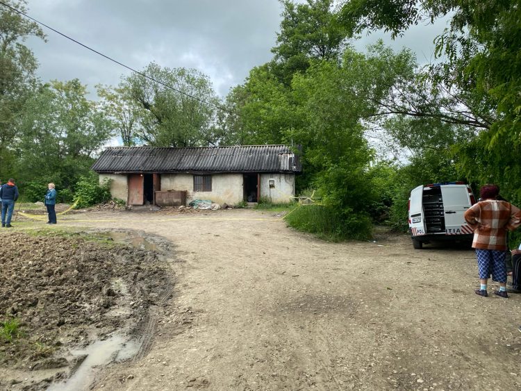 CRIMĂ ORIBILĂ LA O PĂLINCIE DIN ŞOMCUTA MARE. CRIMINALUL, GĂSIT ȘI REȚINUT