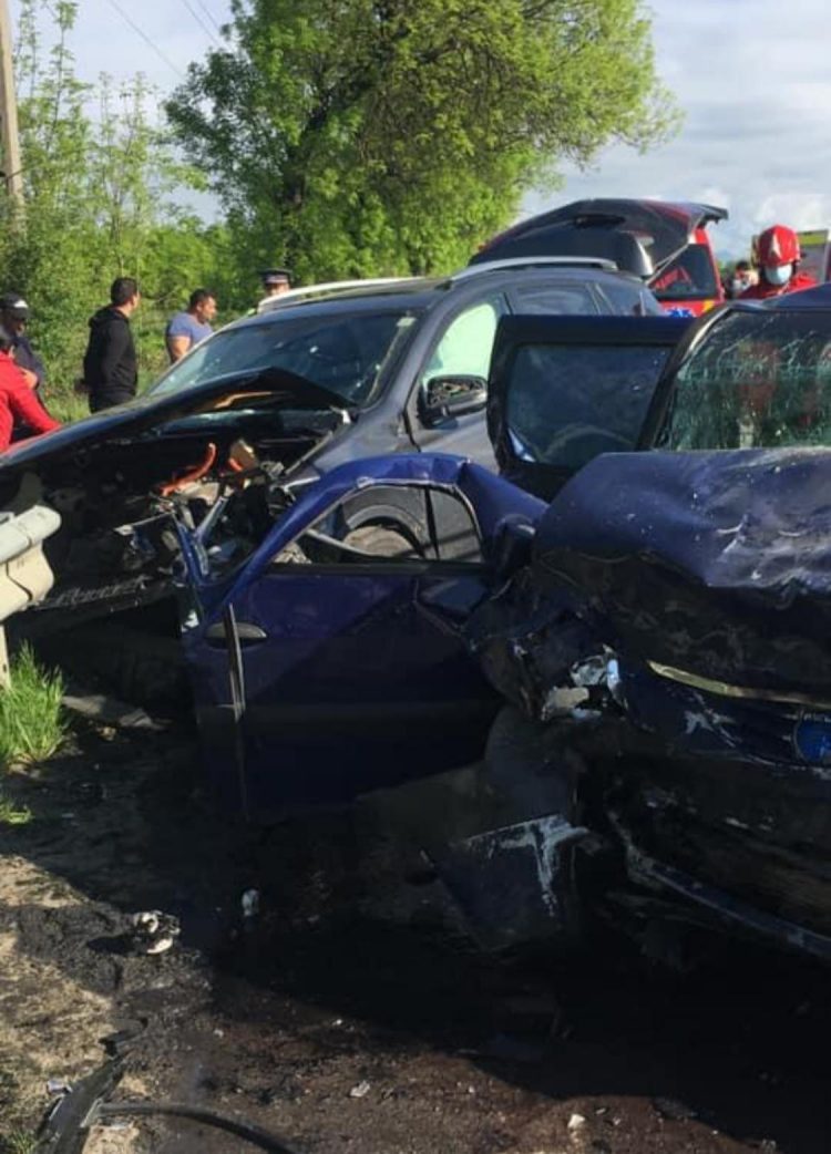 Accident mortal în Şomcuta Mare. Cinci victime, o femeie şi-a pierdut viaţa