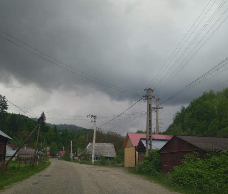 Avertizare meteo de vreme severă imediată! Furtuni, ploi torenţiale şi grindină în Maramureș
