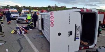Plan roşu de intervenţie, după un grav accident rutier