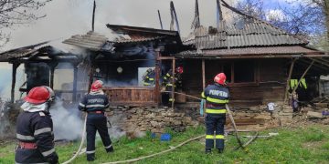 Tragedie în Şugatag. O femeie a ars de vie! FOTO, VIDEO