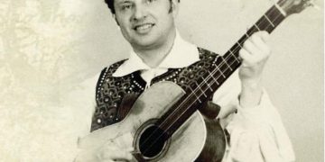 Festivalul Naţional Concurs de Folclor „Ion Petreuş”