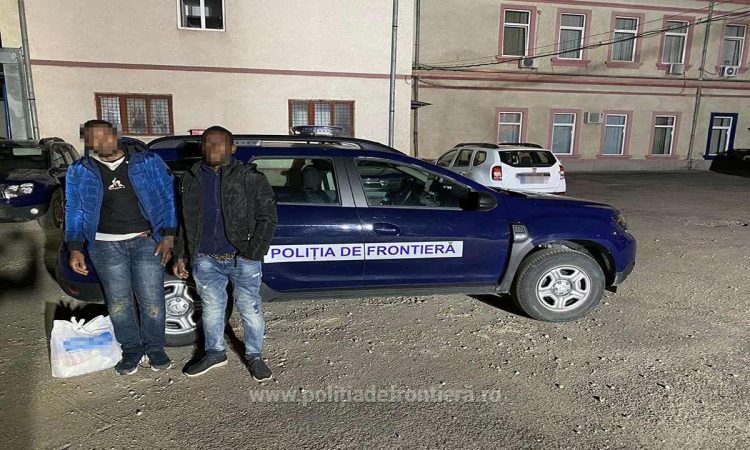 Doi cetăţeni străini opriţi din drumul ilegal către Europa de Vest