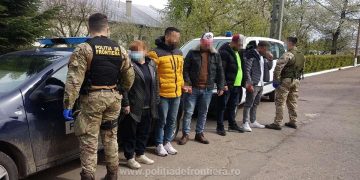 Patru algerieni şi o ucraineancă opriți din drumul ilegal spre vestul Europei