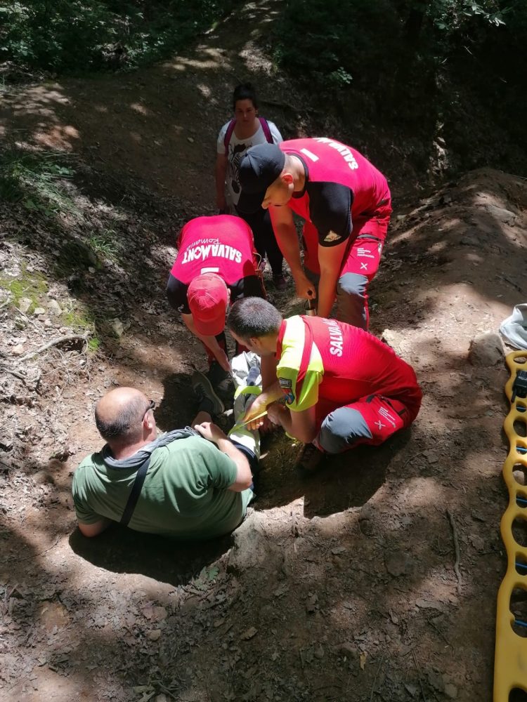 VIDEO: Acțiune în derulare a SPJ Salvamont Maramureș în zona Lacul Albastru din Baia Sprie