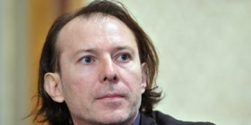 Maramureșenii îl așteaptă pe premierul Cîțu ca pe un împărat