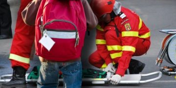 Demiteri și reacții la nivel înalt după cazul elevului care s-a aruncat pe geam