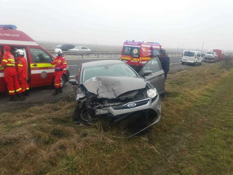 11 persoane, implicate într-un accident rutier produs pe DN 1
