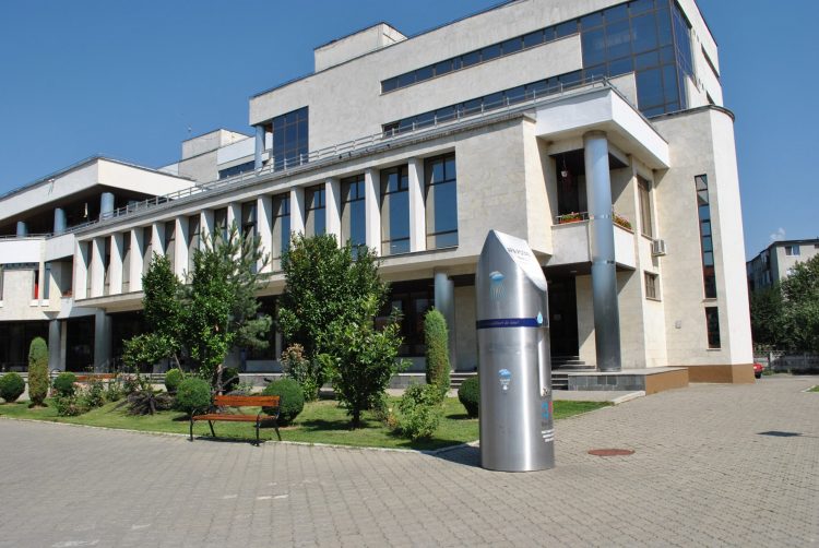 Vezi unde sunt amplasate cele 12 cișmele cu apă potabilă pe raza municipiului Baia Mare