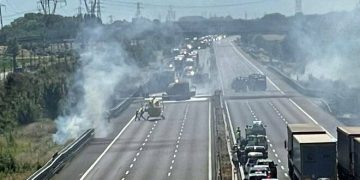 Accident dramatic în Italia, doi șoferi de TIR morți carbonizați în urma unui accident de pe autostrada A1