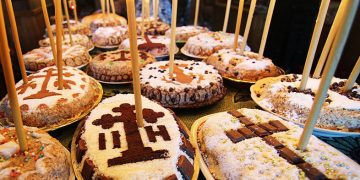 Moşii de vară 2021: Pe ce dată este Sâmbăta Morţilor şi ce se dă de pomană?