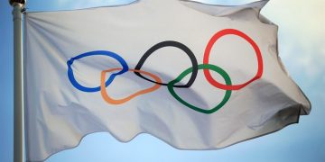Olimpiada se va ține cu spectatori, în cele din urmă. Maxim 10.000, iar huiduielile sunt interzise