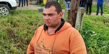 Ce spune tatăl celor doi copii omorâți de mamă la Ruşor