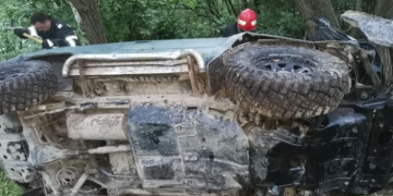 Un tânăr a murit chiar de ziua lui, după ce s-a răsturnat cu mașina 150 de metri într-o prăpastie, în județul Cluj