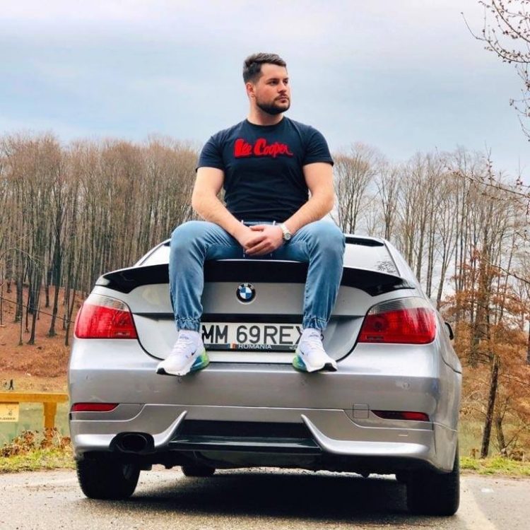 Cine este șoferul inconștient care a strivit o familie în stația de autobuz din fața Vivo Mall