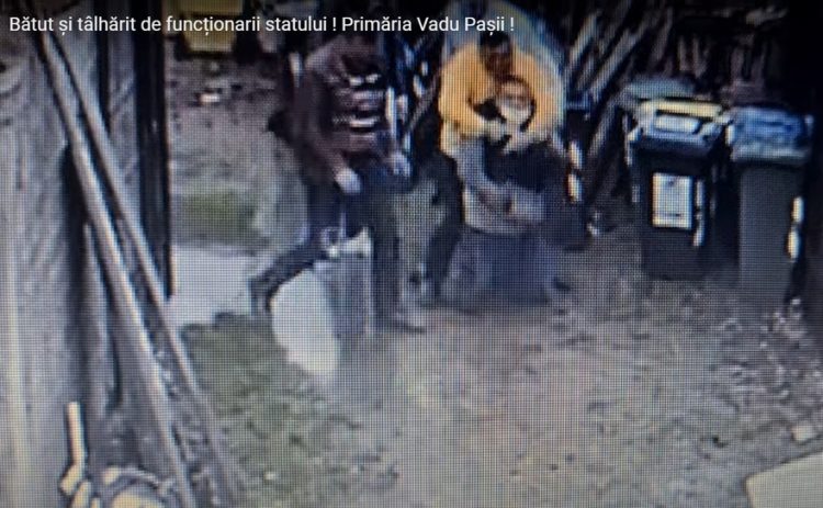 Primar PNL, acuzat că a snopit în bătaie, împreună cu alţi 3 bărbaţi, un activist civic