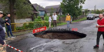 S-A PRĂBUȘIT PODUL IAR TRAFICUL RUTIER PE DN17C SĂCEL – MOISEI A FOST ÎNCHIS