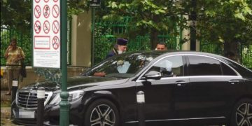 Arhiepiscopul Tomisului nu a putut intra cu mașina în curtea Patriarhiei și a plecat rapid de la aniversarea Patriarhului Daniel, la care au participat toți capii Bisericii Ortodoxe