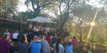 Concert caritabile în Breb: „Cântec cu miros de țară”