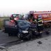 Victime încarcerate şi două maşini făcute praf în urma unui puternic impact pe strada Fabricii din Baia Mare