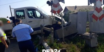 ACCIDENT FEROVIAR în Apahida, două persoane au fost duse la spital