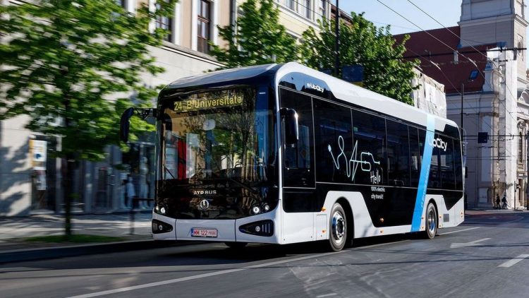 Primul autobuz 100% electric din țară, produs la Baia Mare