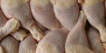 Alertă alimentară! Zeci de tone de carne de pui cu salmonella au ajuns în România