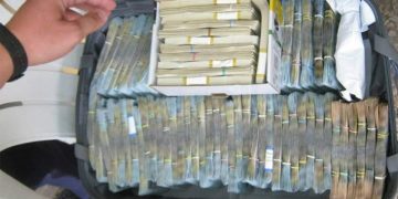 20.000 de lei găsiți în gunoi