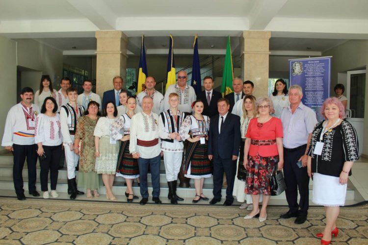 Maramureșeni, la cea de-a XXXV-a ediție a Festivalului de muzică și poezie “Eminesciana” de la Străşeni – Republica Moldova