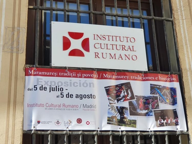 Expoziția ”Maramureș: tradiții și povești”, inaugurată la Institutul Cultural Român din Madrid