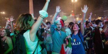 Explozie de bucurie pe străzile din Italia, după ce „Squadra Azzura” a câștigat EURO 2020