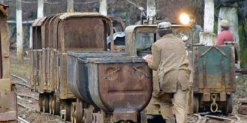 „În lumea celor fără cer”, proiect cultural despre activitatea tradițională și emblematică din Maramureş: mineritul